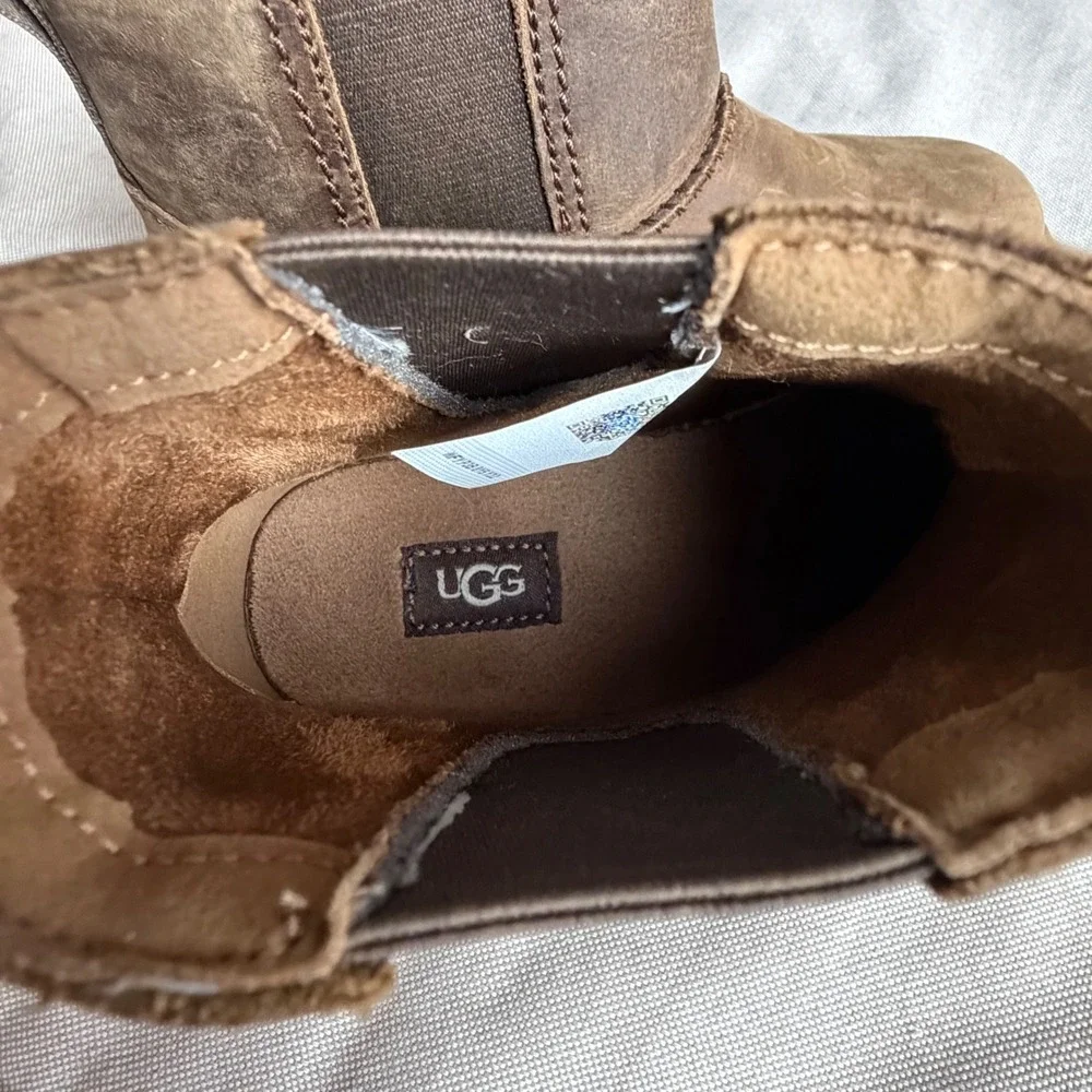 UGG Kids Perry Weather Chelsea Boots Walnut Brown Leather Waterproof Size 13 K